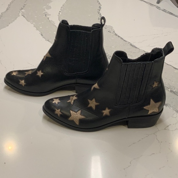 Matisse Black and Gold Star Ankle Boots Women’s 8.5 Never Worn - Picture 3 of 6